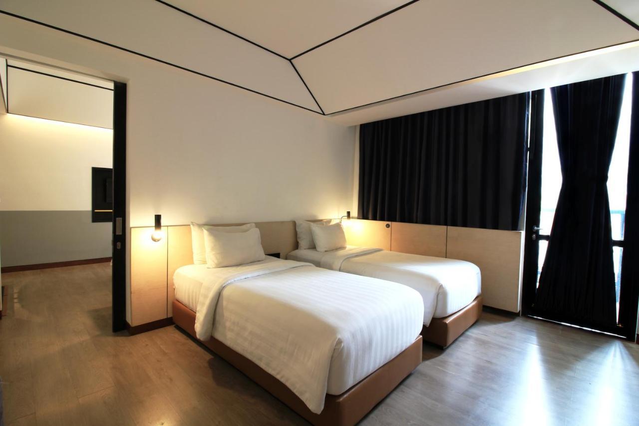 Gaia Cosmo Hotel Yogyakarta Exterior photo