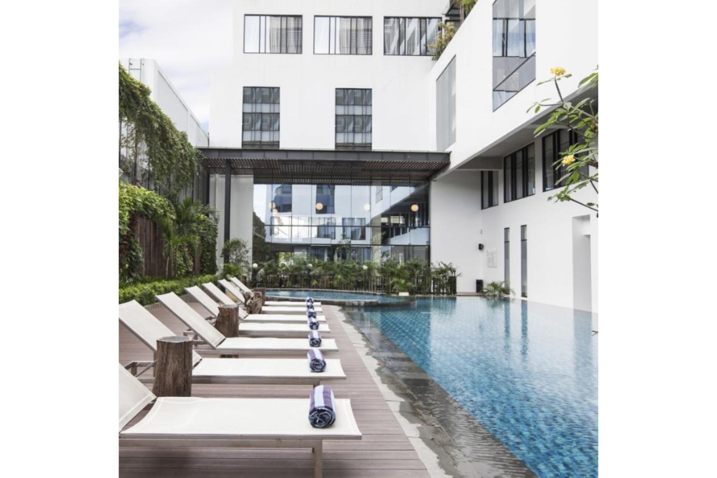 Gaia Cosmo Hotel Yogyakarta Exterior photo