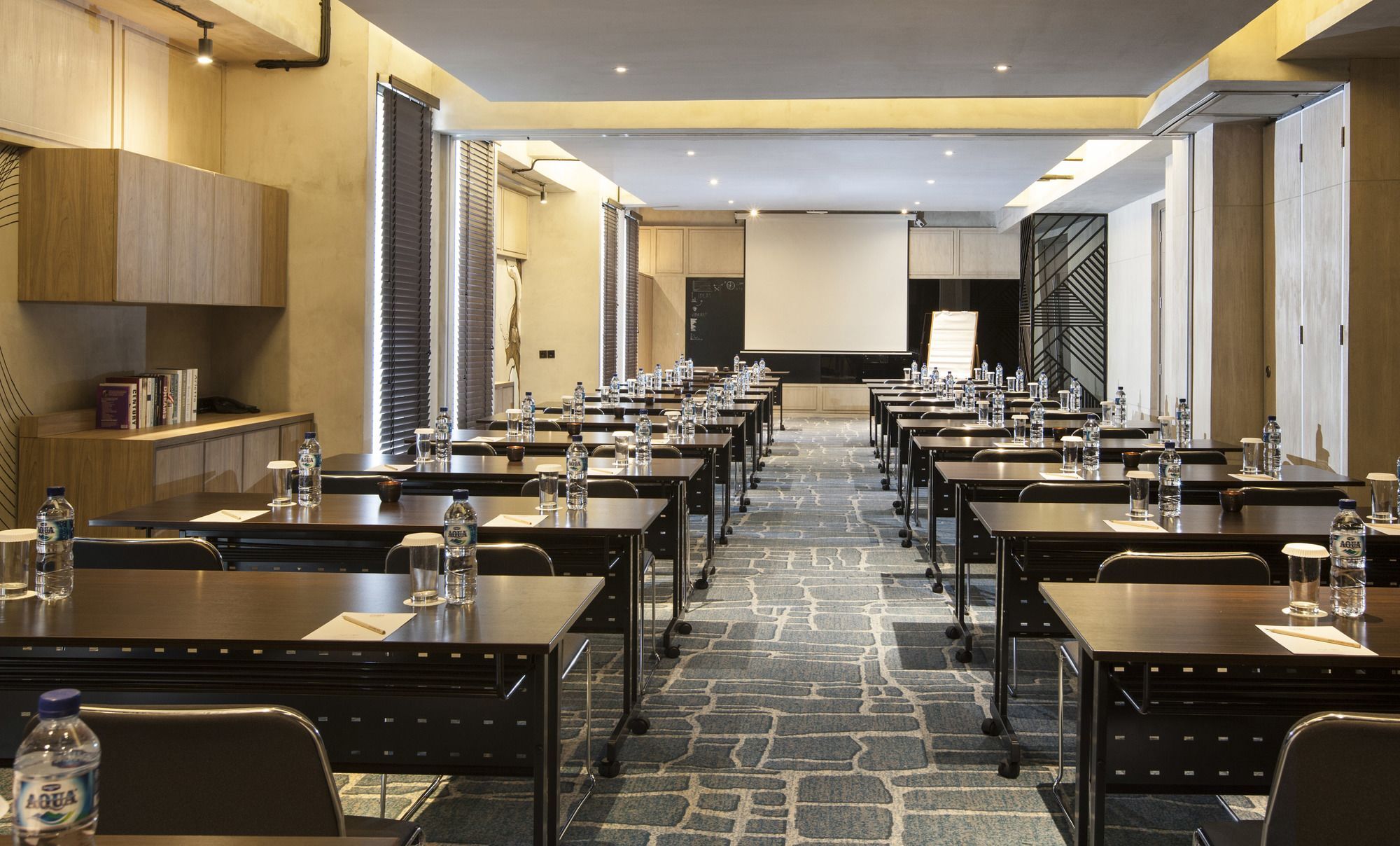 Gaia Cosmo Hotel Yogyakarta Exterior photo